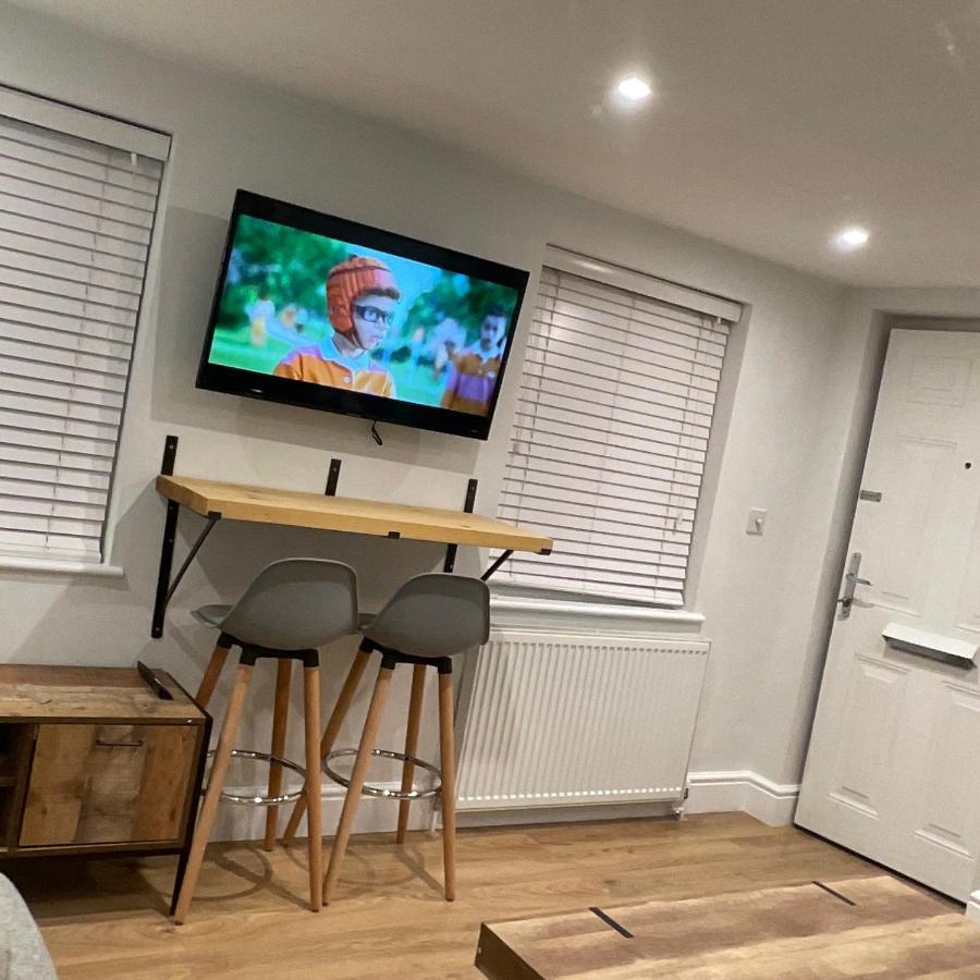 1 Bed Home From Home Apartments London Eksteriør billede