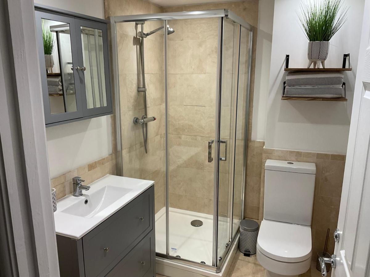 1 Bed Home From Home Apartments London Eksteriør billede
